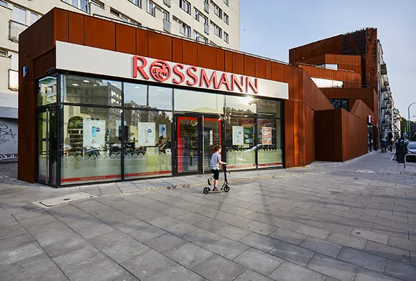 German Retail Giant Rossmann Cuts Ties with Tesla Over Elon Musk’s Political Leanings