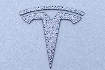 Tesla halted some production lines due to global IT outage, Business Insider reports